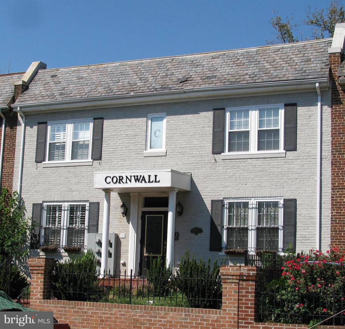 Apartment for rent at 1830 C St SE, Washington, DC 20003