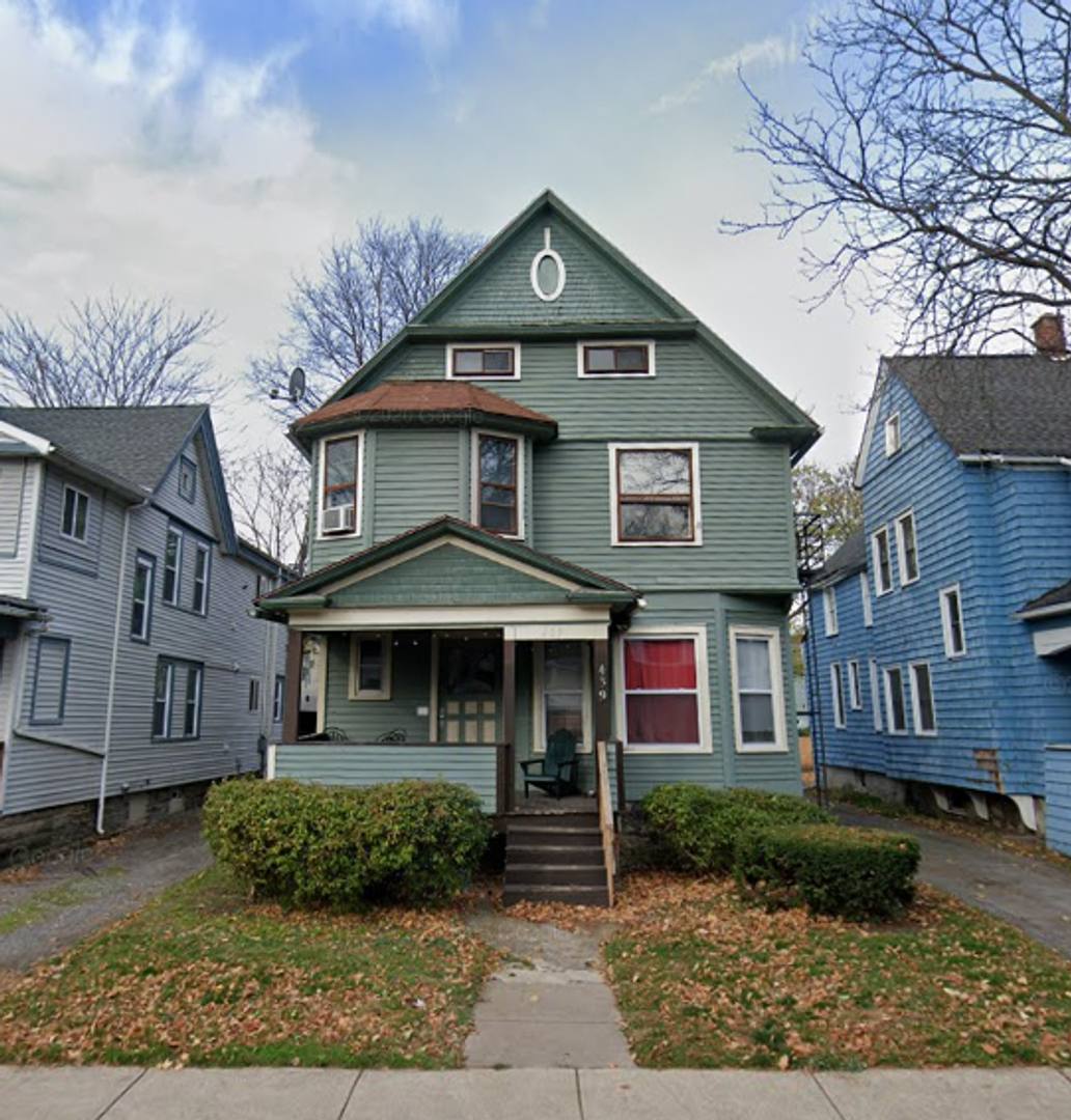 Apartment for rent at 439 Meigs St, Rochester, NY 14607