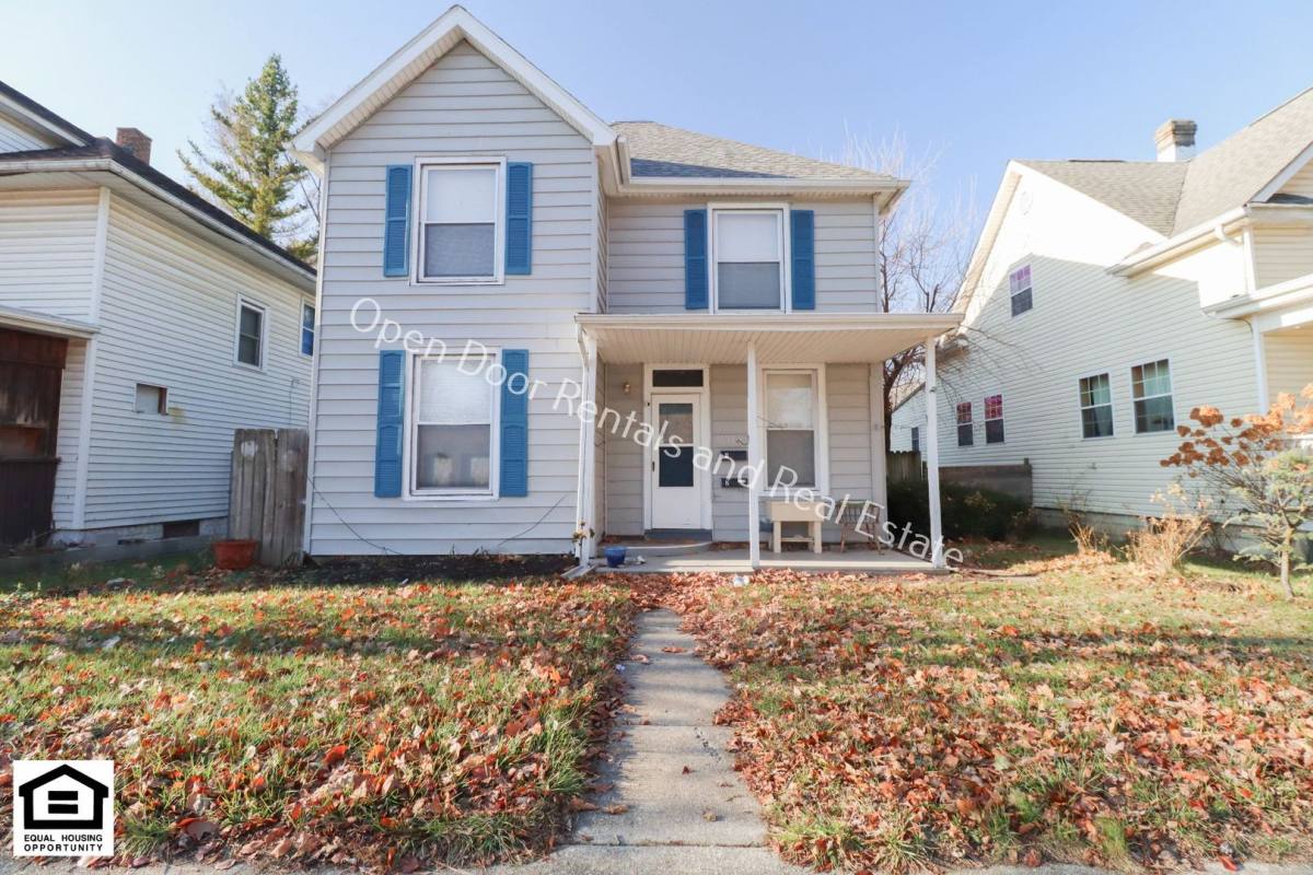 Apartment for rent at 3316 Broadway St, Fort Wayne, IN 46807