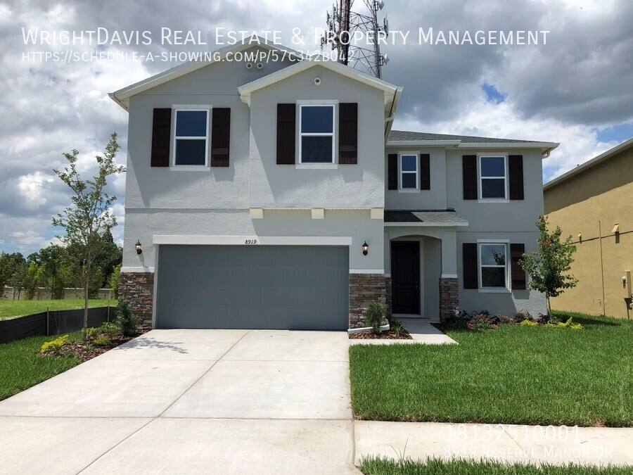 House for rent at 8919 Reserve Manor Dr, Tampa, FL 33626