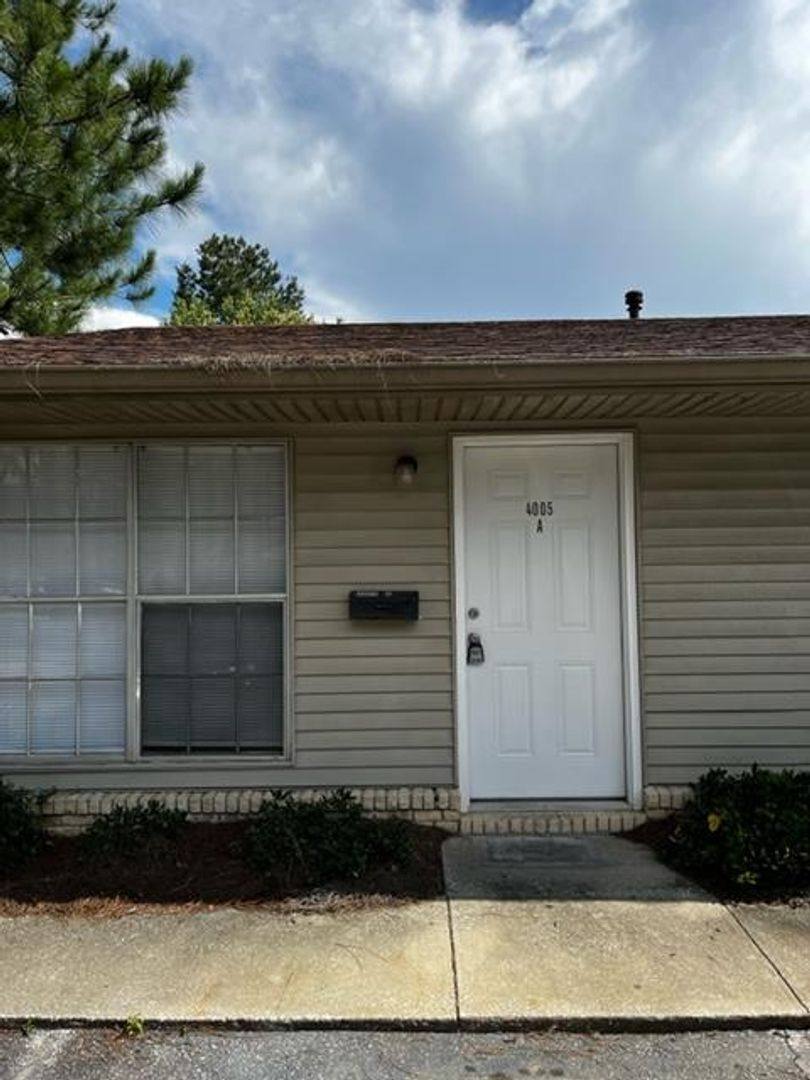 Apartment for rent at 4005-A Camellia Dr, Valdosta, GA 31605