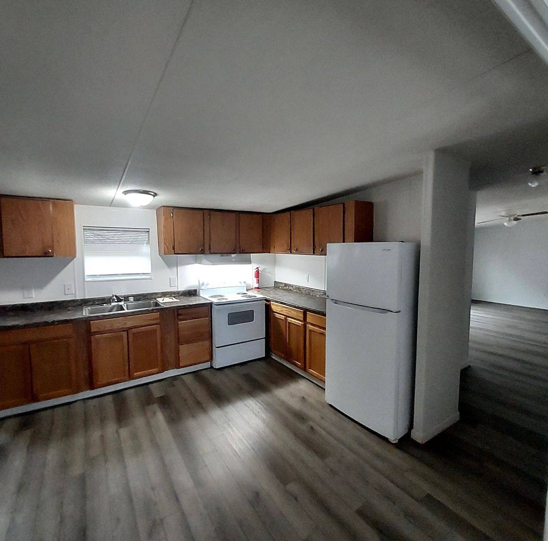 Apartment for rent at 14 Live Oak Lane, Hazlehurst, GA 31539