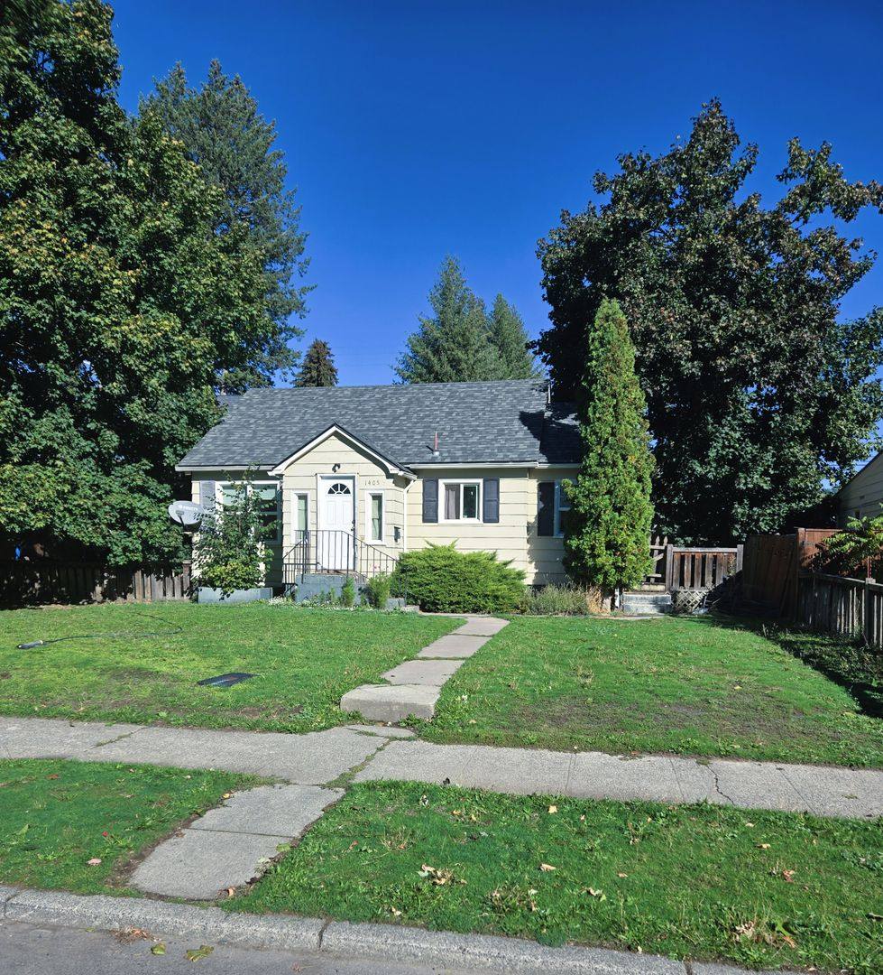 House for rent at 1405 E Front Ave, Coeur D Alene, ID 83814