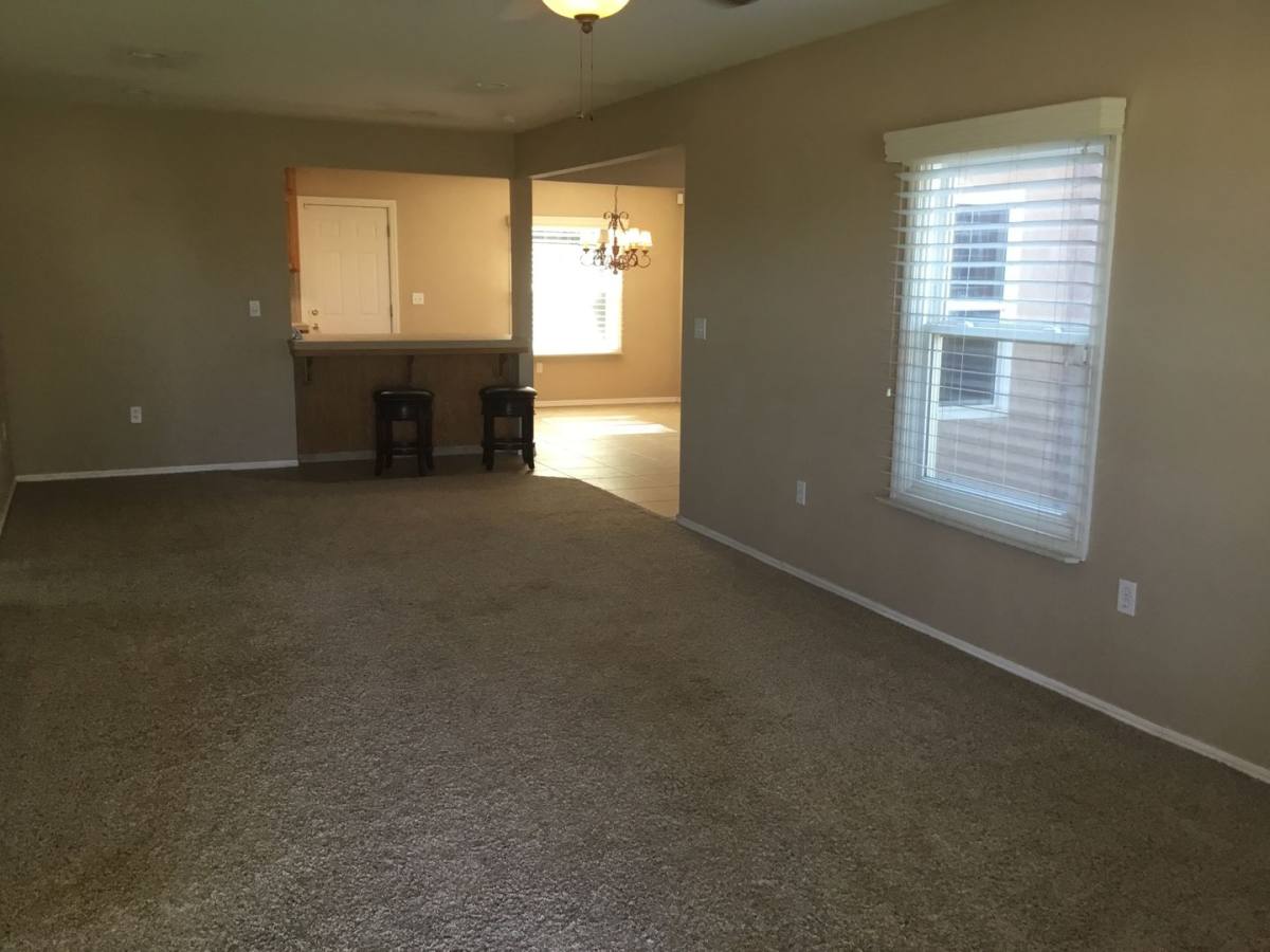 House for rent at 5430 N Madera Ave, Kerman, CA 93630