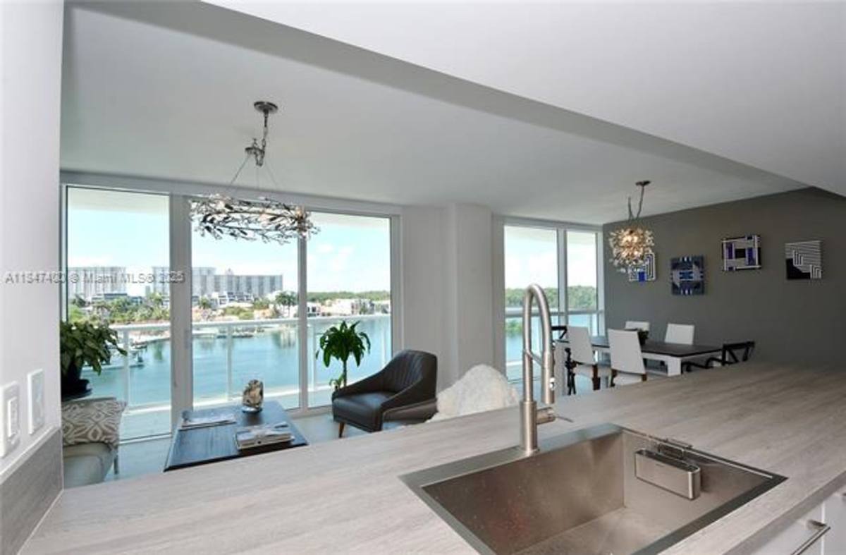 Apartment for rent at 400 Sunny Isles Blvd, North Miami Beach, FL 33160