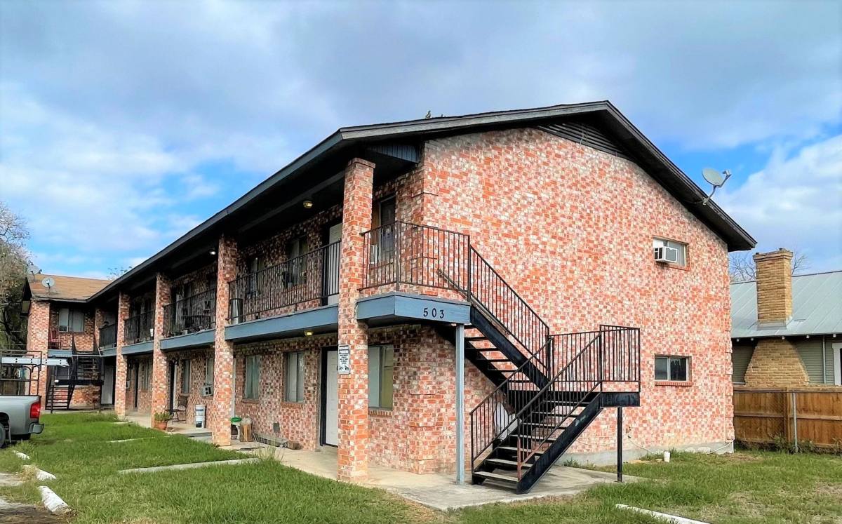 Apartment for rent at 503 E Courtland Place, San Antonio, TX 78212