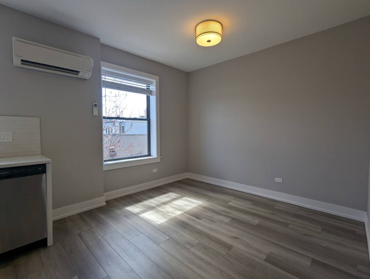 Apartment for rent at 3933 N Janssen, Chicago, IL 60613