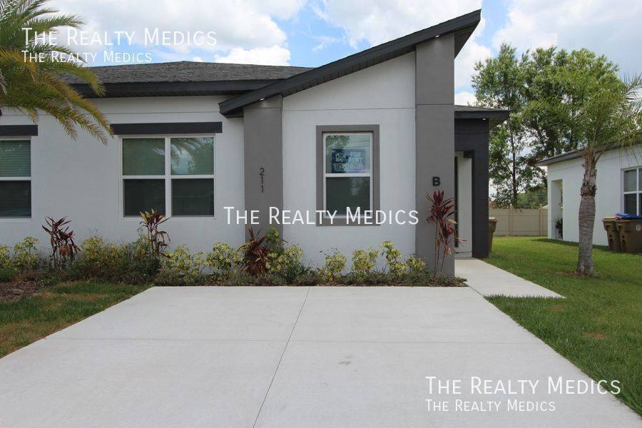 House for rent at 211 Bedford Dr #B, Kissimmee, FL 34758