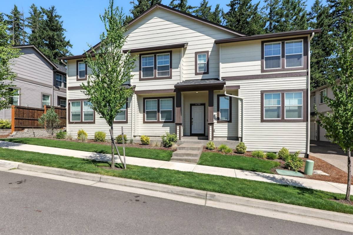 Townhouse for rent at 14398 SW 165th Ave, Portland, OR 97224