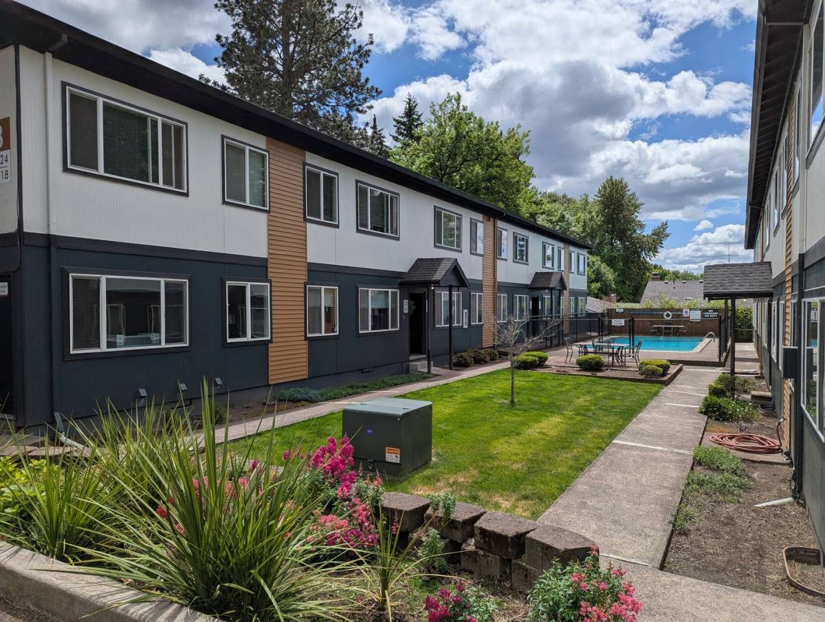 Apartment for rent at 11867 SW Greenburg Rd, Portland, OR 97223