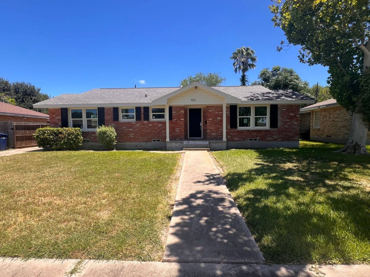 House for rent at 621 Hopper Almond, Corpus Christi, TX 78411