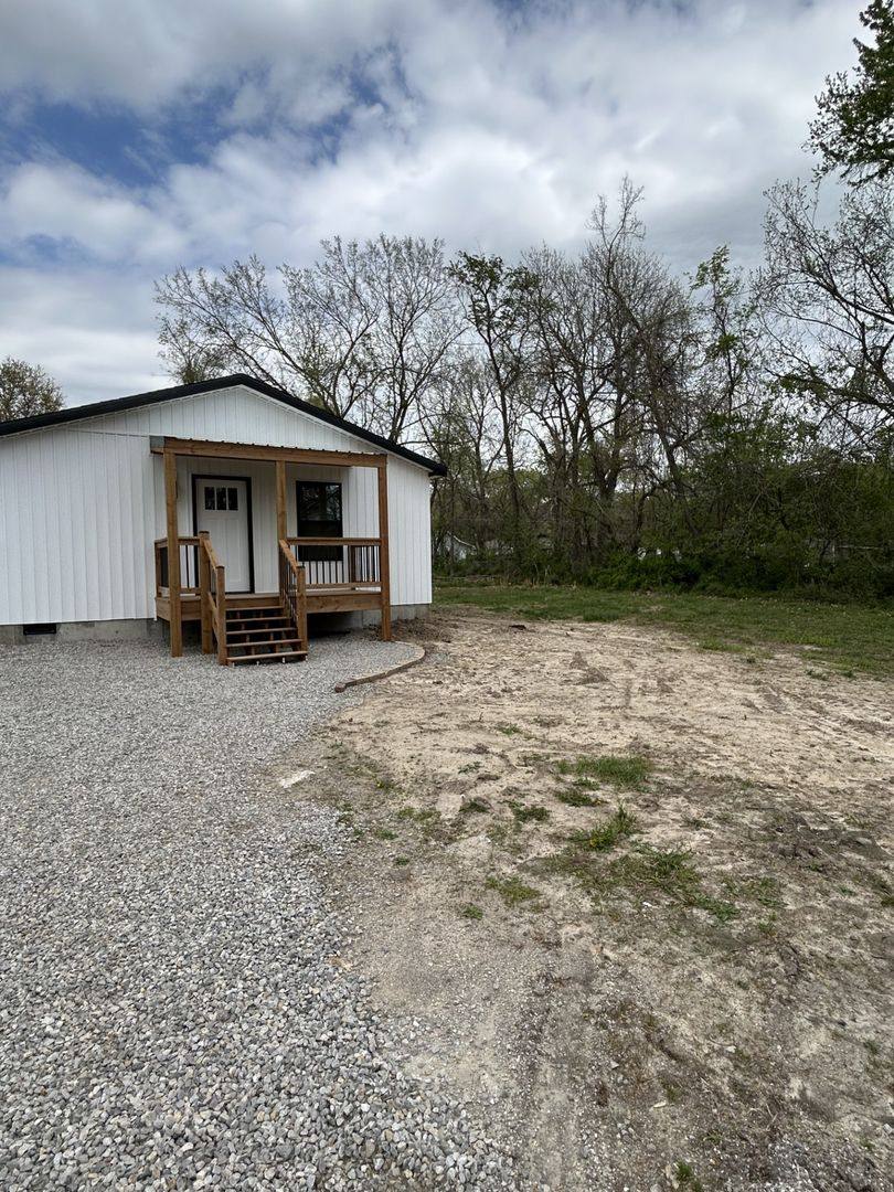 House for rent at 1120 W 1st, Pittsburg, KS 66762