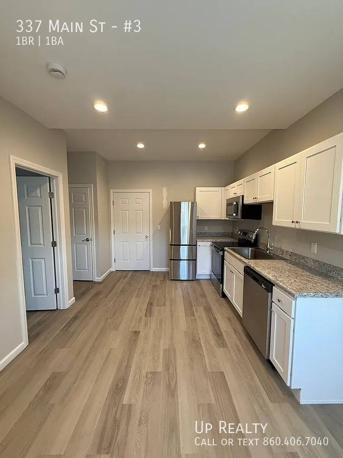 House for rent at 337 Main St #3, West Haven, CT 06516