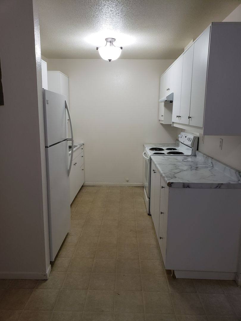 Apartment for rent at 1609 16th St SW, Jamestown, ND 58401