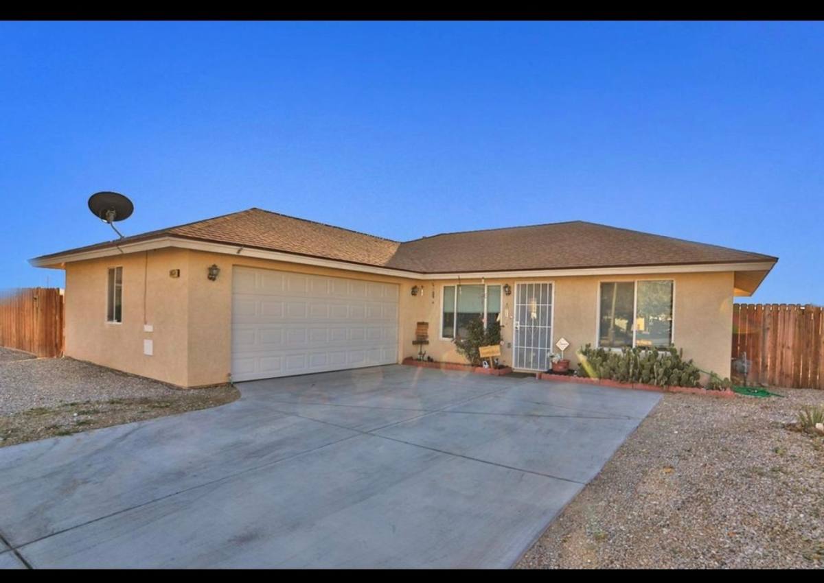 House for rent at 34574 Camino Real, Barstow, CA 92311