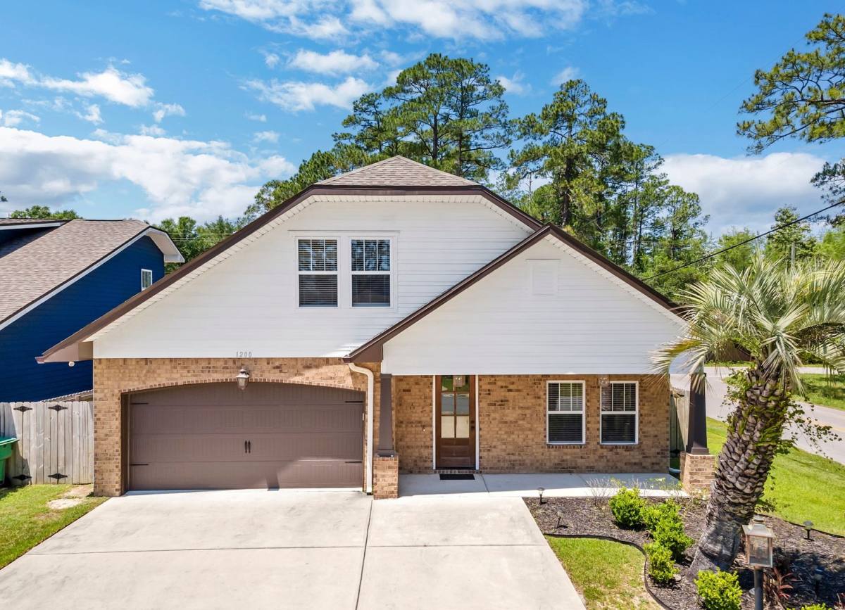 House for rent at 1200 French Quarter Way, Fort Walton Beach, FL 32547