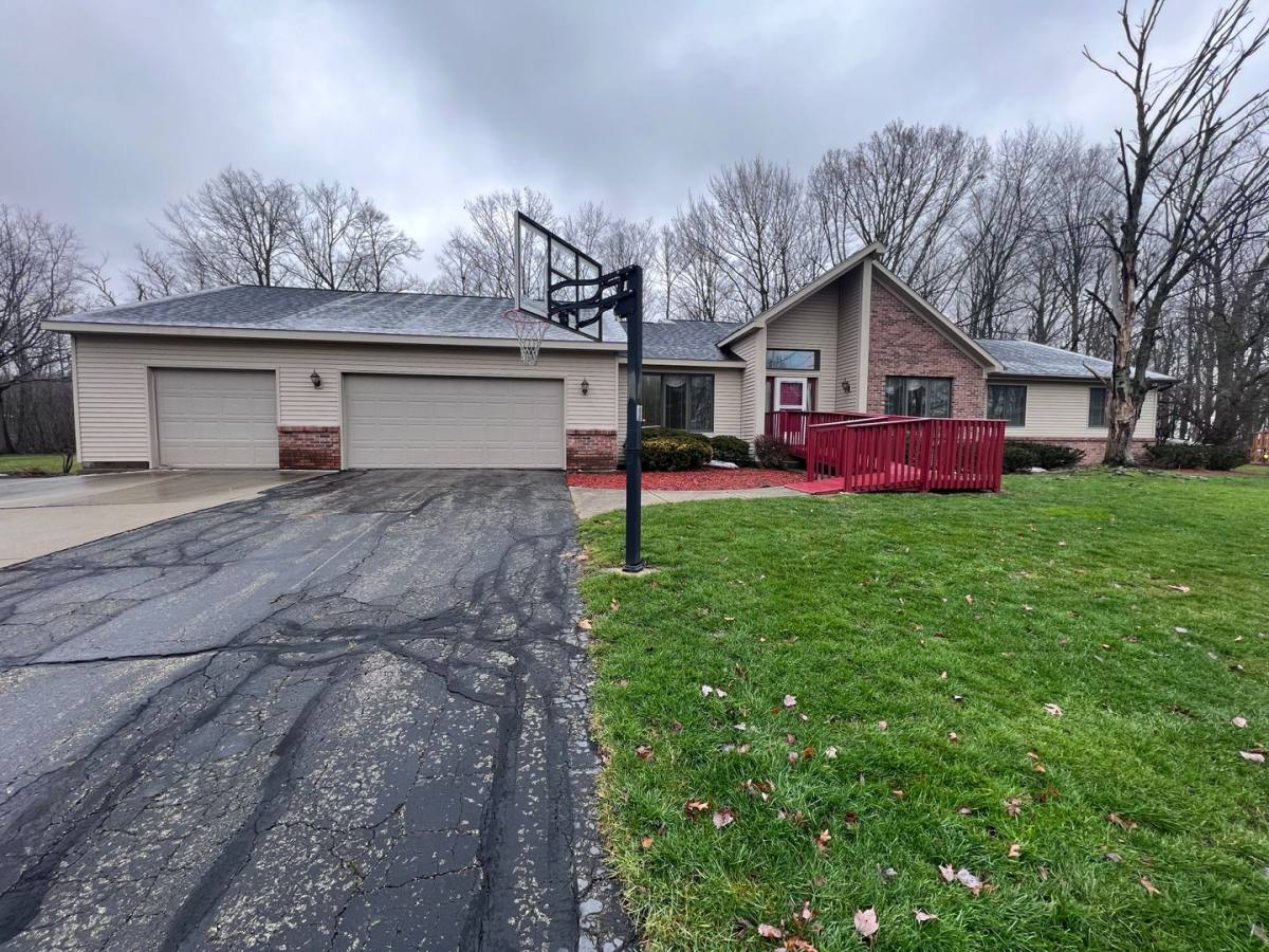 House for rent at 486 Ashton Court, Grand Rapids, MI 49546