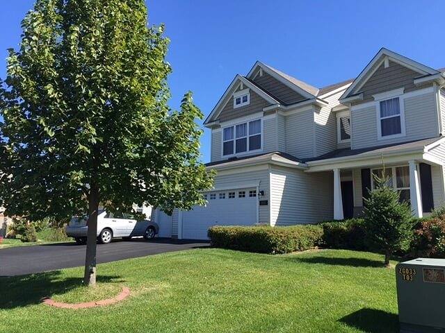 House for rent at 803 Sutherland Dr, Saint Paul, MN 55129