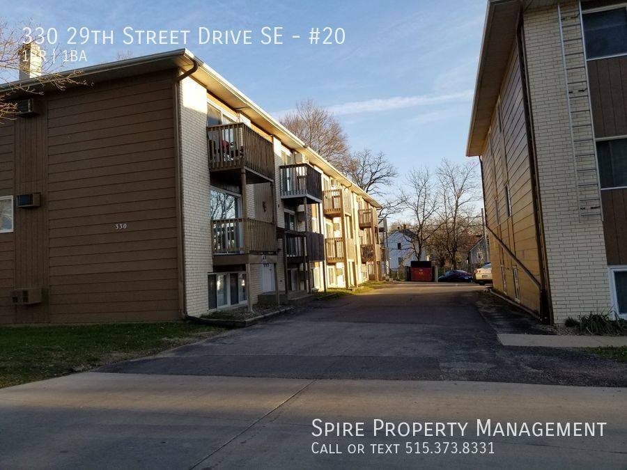 Apartment for rent at 330 29th St Dr SE #20, Cedar Rapids, IA 52403