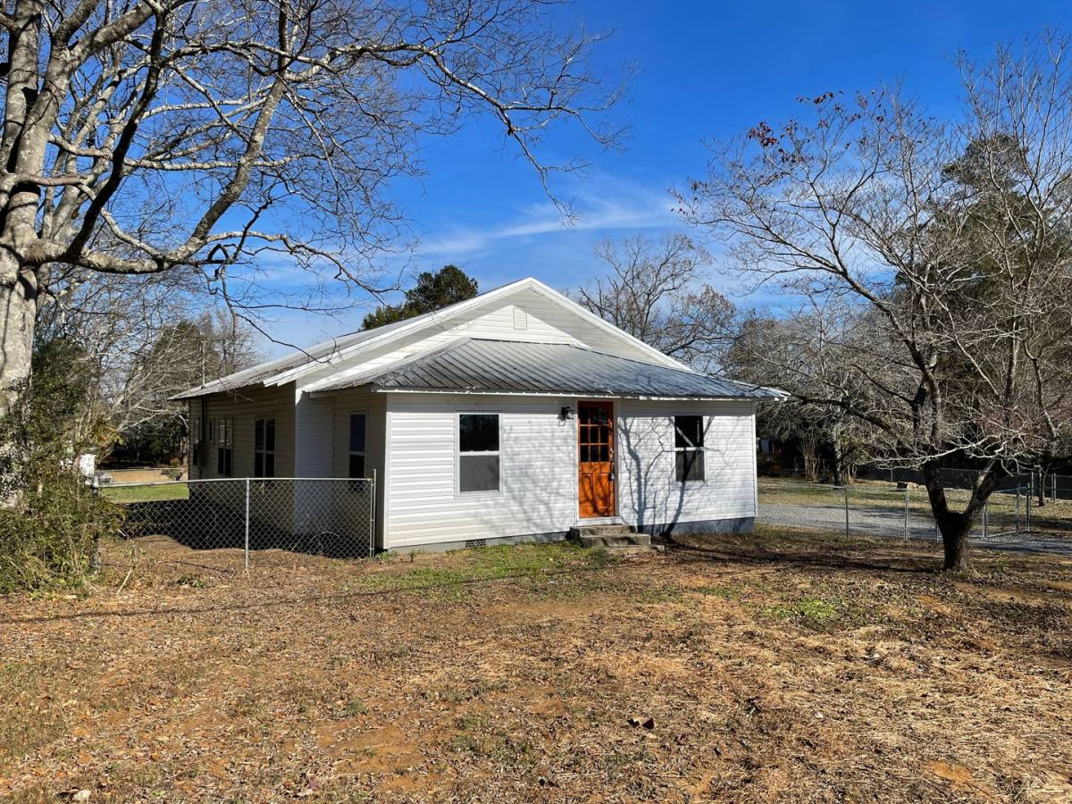 House for rent at 2791 Sipsey Rd, Jasper, AL 35504