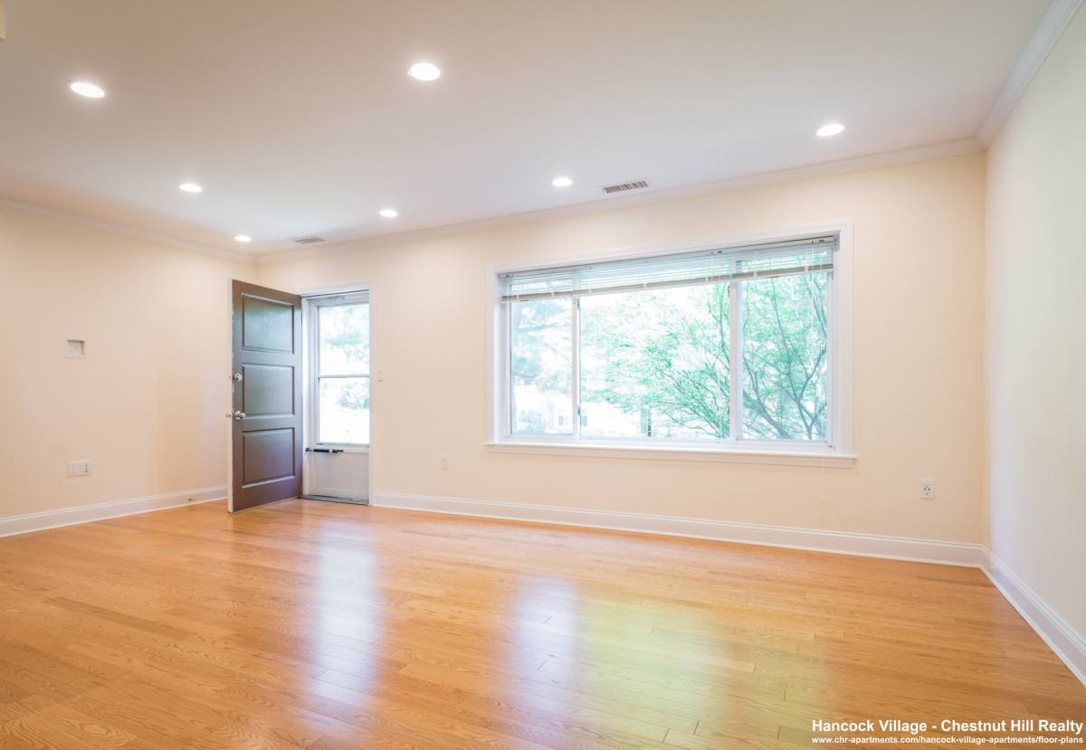 Townhouse for rent at 497 VFW Parkway, Chestnut Hill, MA 02467