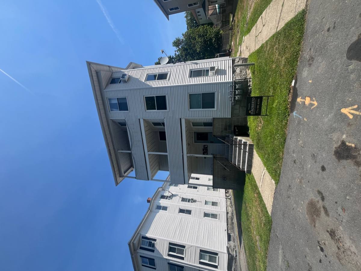 Apartment for rent at 151 Pilgrim #2, Worcester, MA 01604
