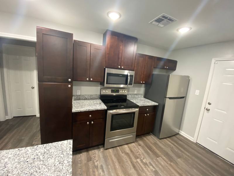Apartment for rent at 136 Duplantis St, Thibodaux, LA 70301