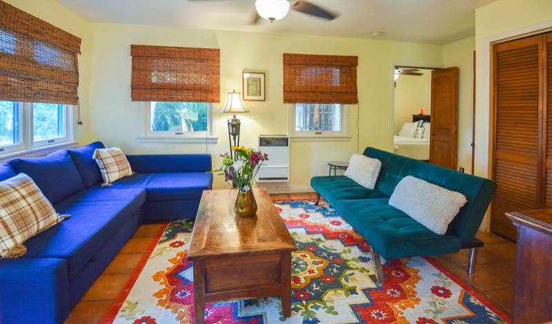 Apartment for rent at 12 S Venice Blvd #14, Venice, CA 90291