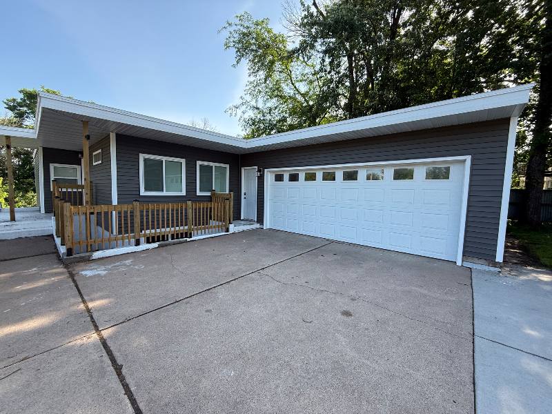 Apartment for rent at 617 S Hastings Way, Eau Claire, WI 54701