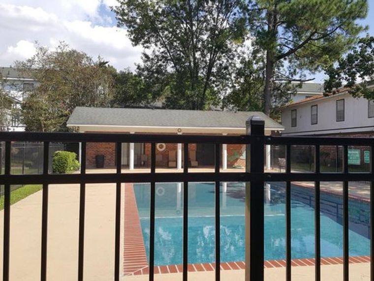 Apartment for rent at 3030 Congress Blvd #14, Baton Rouge, LA 70808