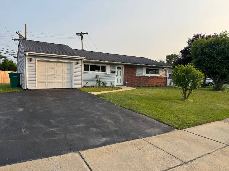 House for rent at 82 Indian Creek Dr, Levittown, PA 19057