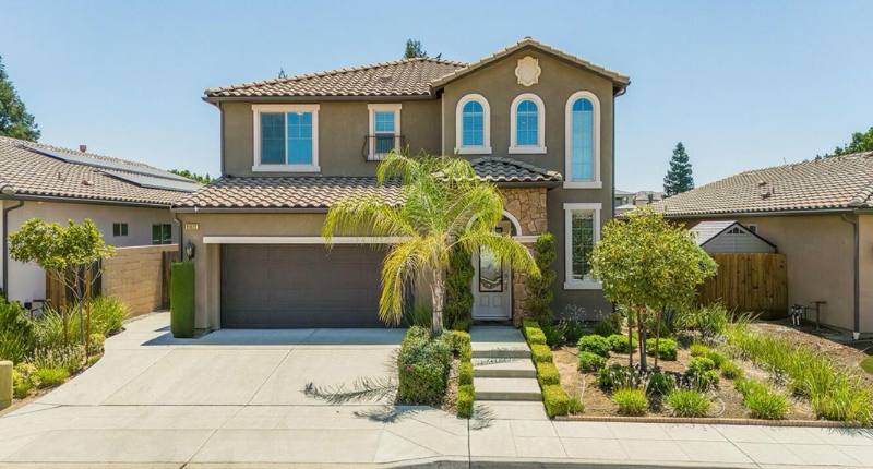 House for rent at 11672 Via Venitzia Ave, Fresno, CA 93730