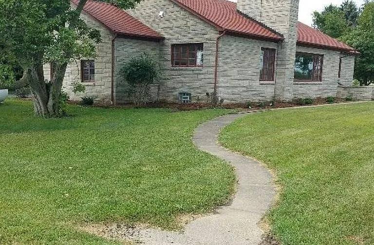 House for rent at 13403 W 223rd, Lowell, IN 46356
