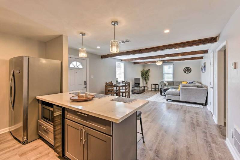 Apartment for rent at 3064 St Philip #C, New Orleans, LA 70119