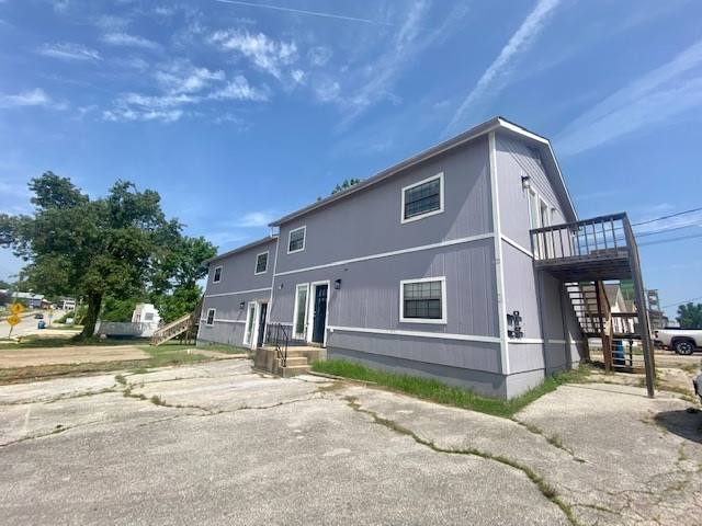 Apartment for rent at 428 SE G St #1, Bentonville, AR 72712