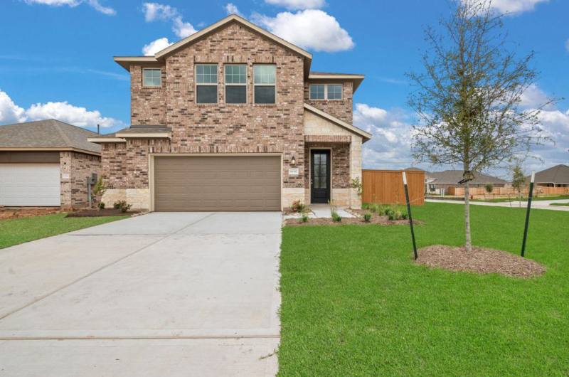 House for rent at 14310 Lunan Dr, La Marque, TX 77568