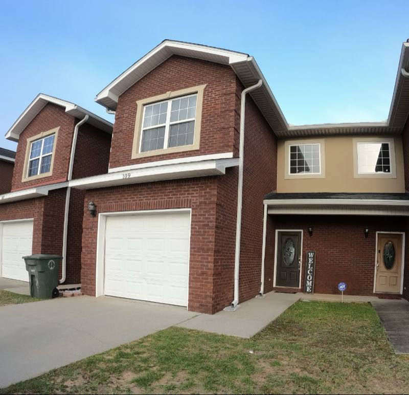 Townhouse for rent at 109 Peregrine Way, Enterprise, AL 36330