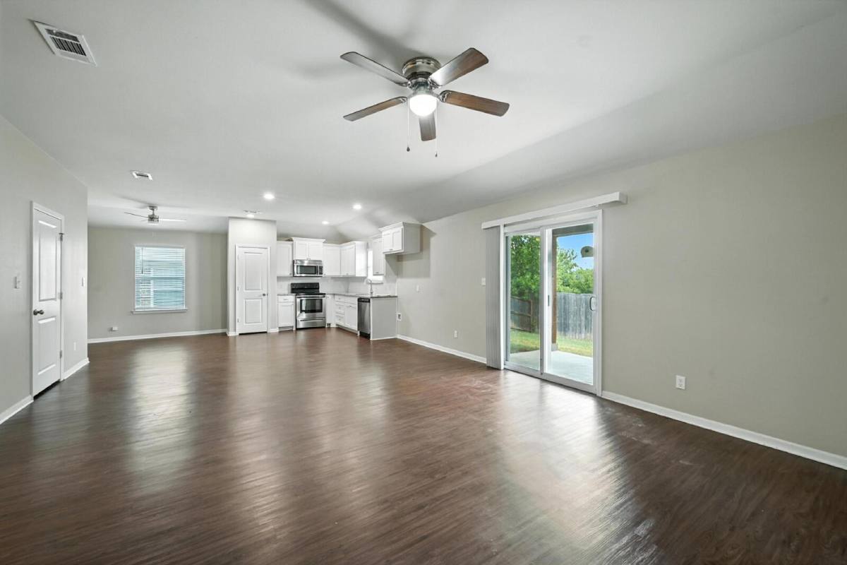 House for rent at 3404 Brookstone Dr, Sherman, TX 75092