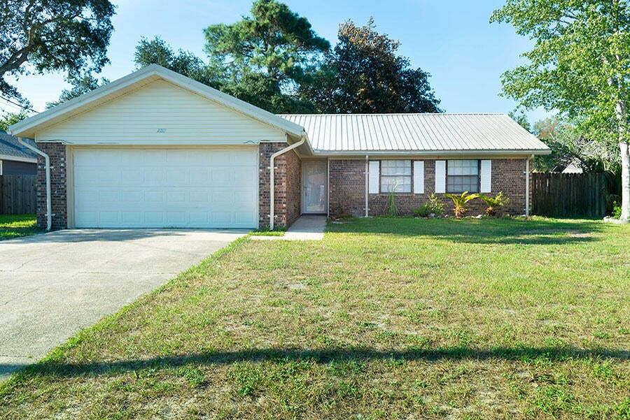 House for rent at 127 Newcastle Circle, Fort Walton Beach, FL 32547
