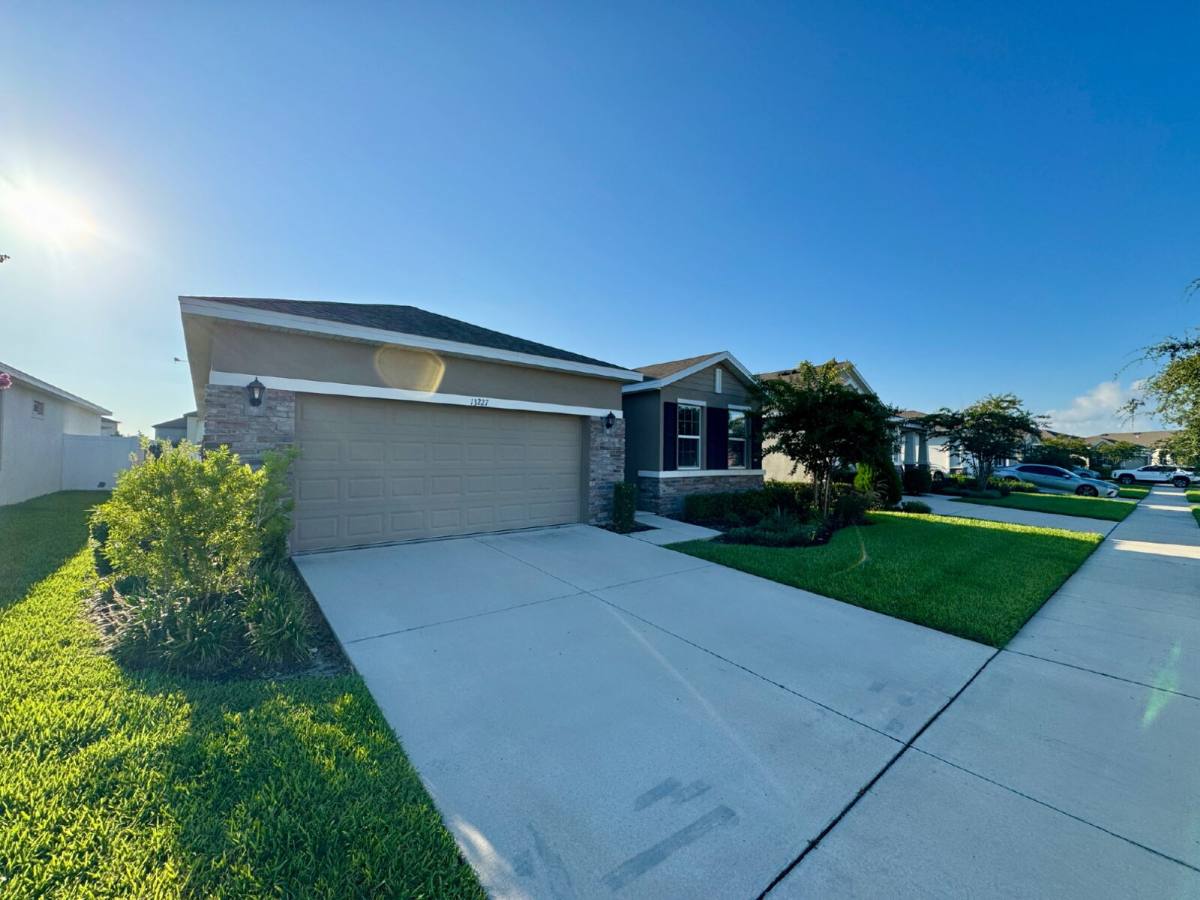 House for rent at 13227 Waterleaf Garden Circle, Riverview, FL 33579