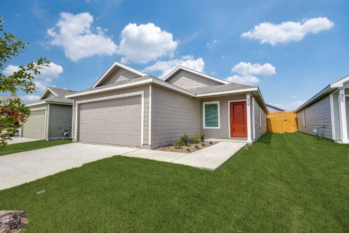 House for rent at 834 Ponderosa Lane, Princeton, TX 75407