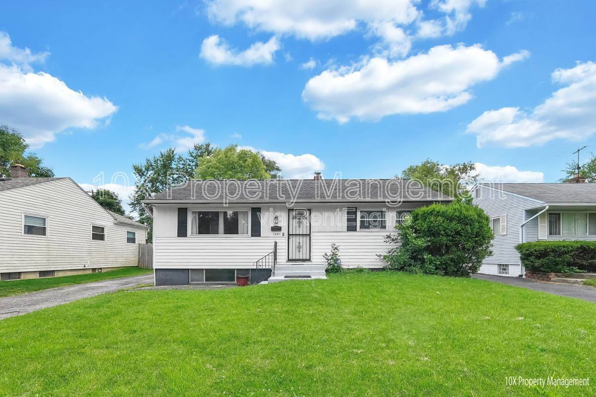 House for rent at 1341 Coburg Rd, Columbus, OH 43227