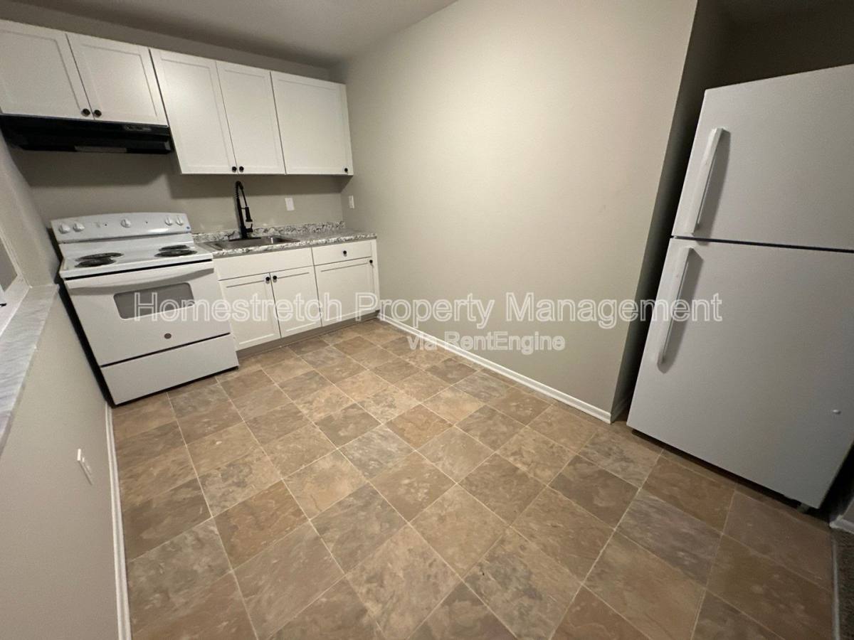 Apartment for rent at 5 Bruce Dr #6, Florissant, MO 63031