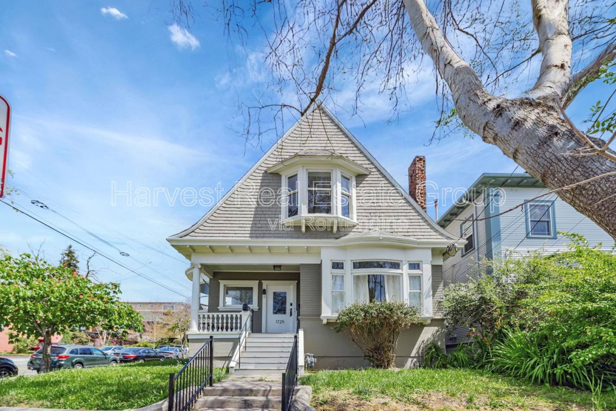 Apartment for rent at 1729 Milvia St, Berkeley, CA 94709
