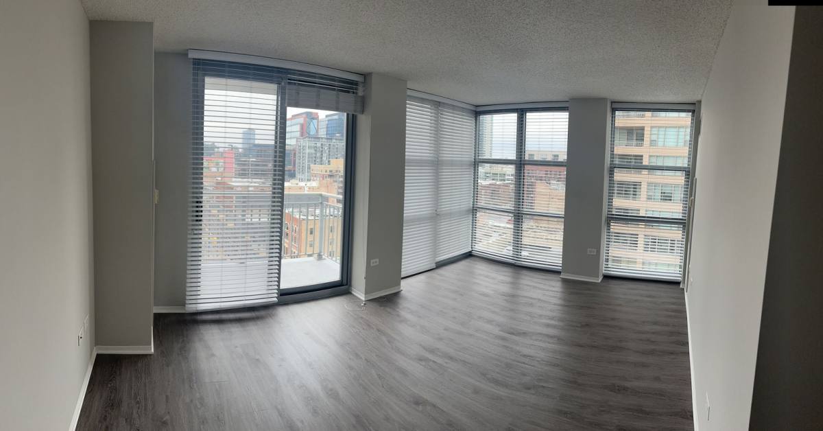 Apartment for rent at 180 N Jefferson St, Chicago, IL 60661