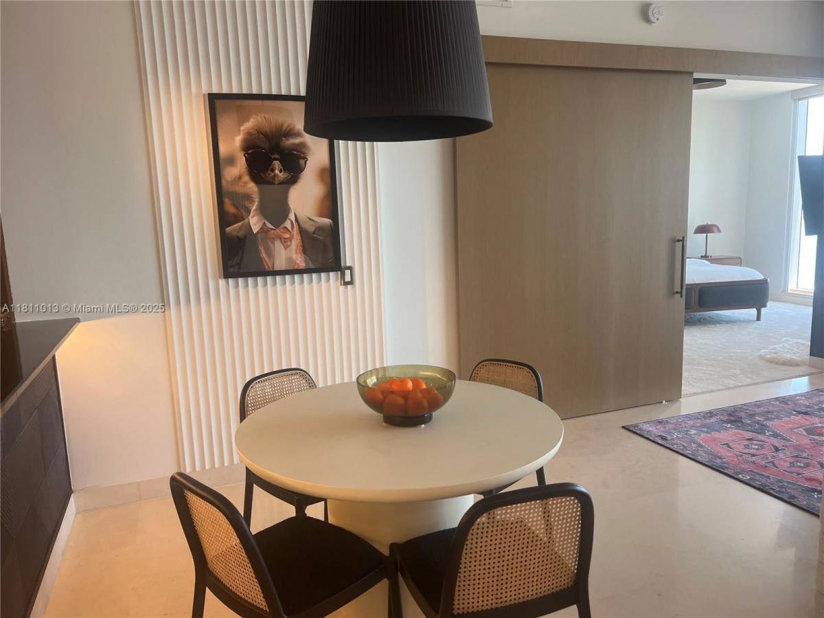 Apartment for rent at 901 Brickell Key Blvd, Miami, FL 33131