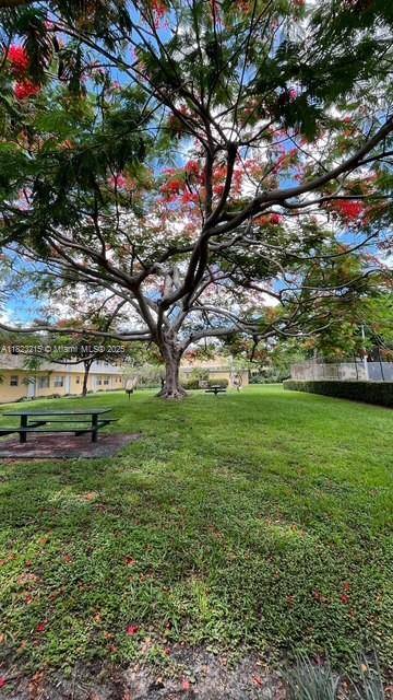 Apartment for rent at 5168 NE 6th Ave #404, Fort Lauderdale, FL 33334