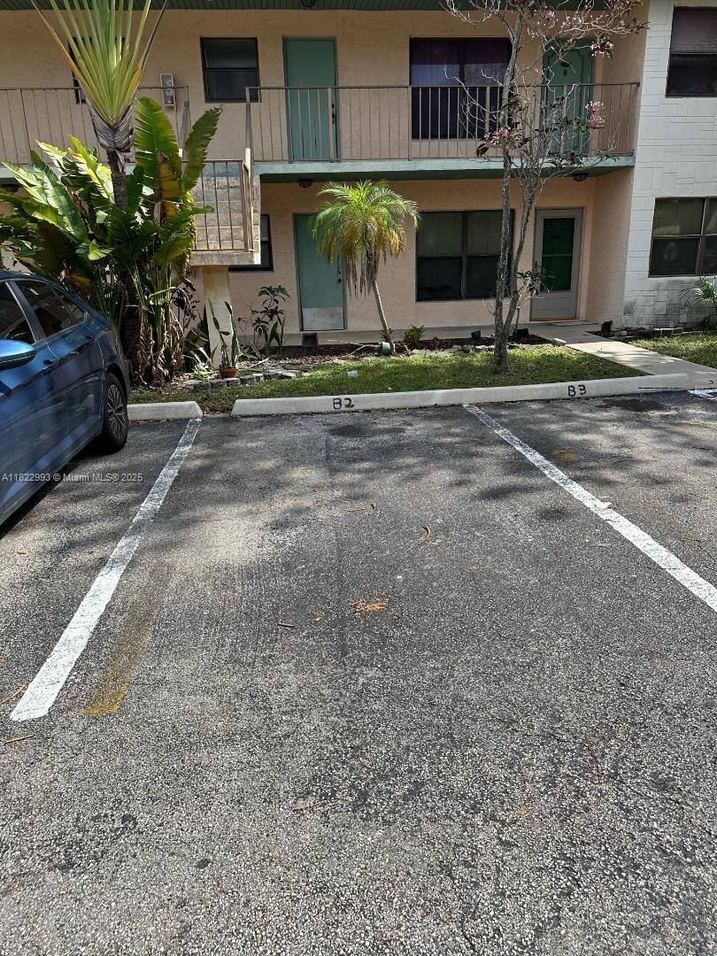 Condo for rent at 2225 Monroe St #B2, Hollywood, FL 33020