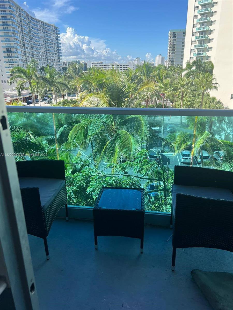 House for rent at 4001 S Ocean Dr #5E, Hollywood, FL 33019