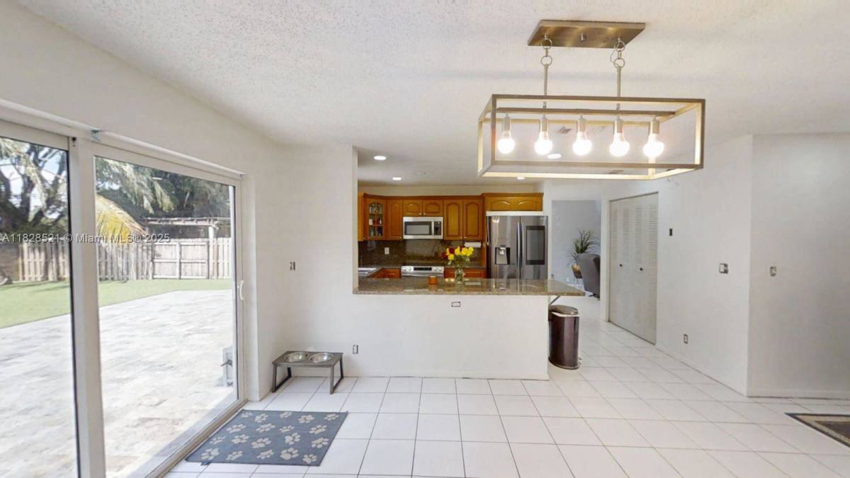 House for rent at 8422 SW 44th Place, Fort Lauderdale, FL 33328
